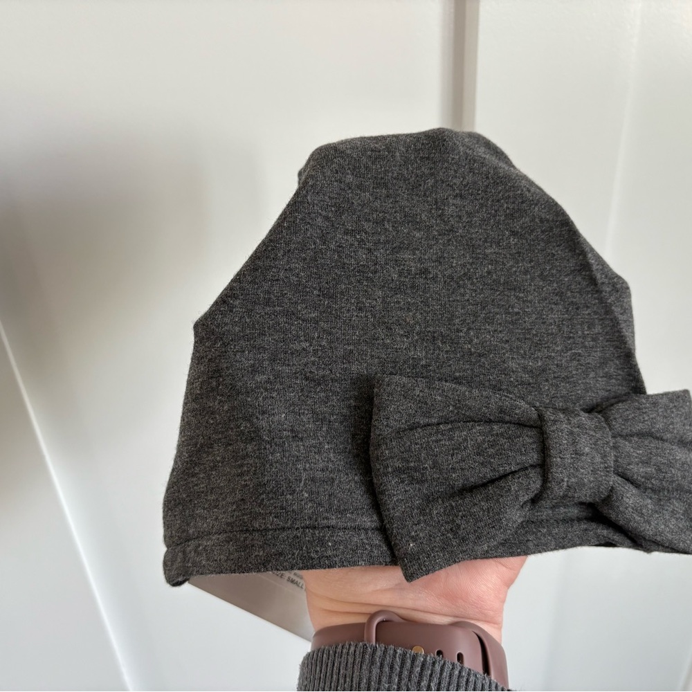 ⭐️ 2/$20 ⭐️ Bamboo Beanie with Bow